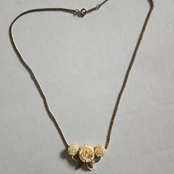 Cartier Rose earrings studs w hand carved, 1/20 12K Solid G.F. Sardelli - Picture 8 of 12